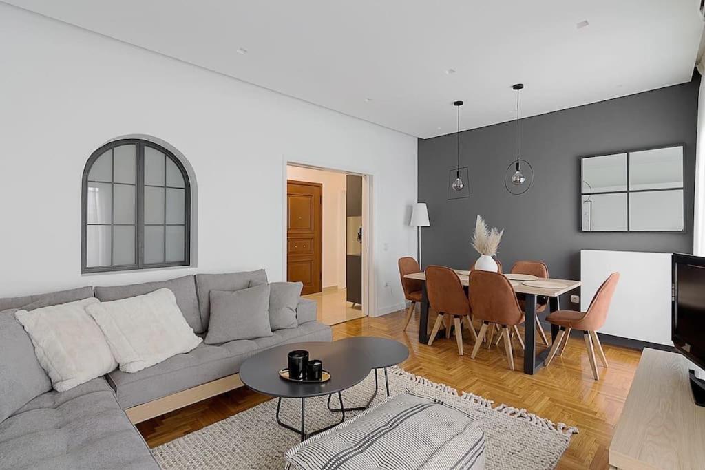 A Unique Apartment In The Historical Center-3Bds Athens Ngoại thất bức ảnh