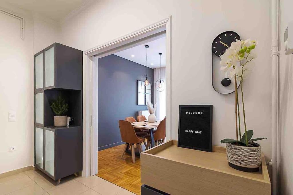 A Unique Apartment In The Historical Center-3Bds Athens Ngoại thất bức ảnh